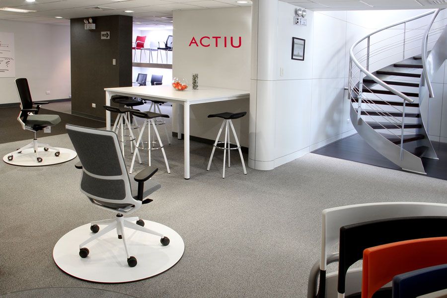 Actiu & Decorlux together in a new showroom for the peruvian market