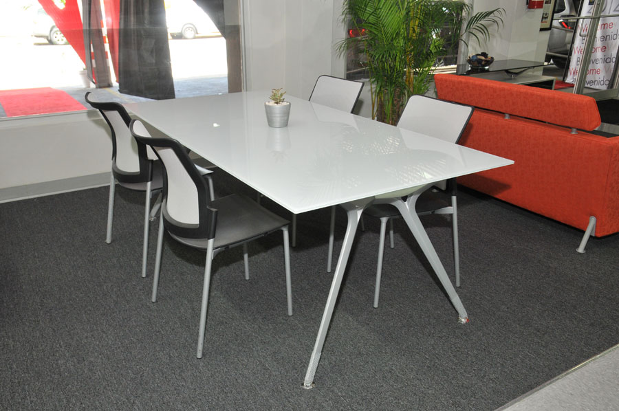 Systronics merge technology and Actiu furniture into its new offices ... Systronics merge technology and Actiu furniture into its new offices ...